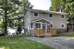 1038 Squirrel Lane, Highlands East, ON, exterior