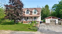 4 Moore Avenue, Tay, ON, exterior