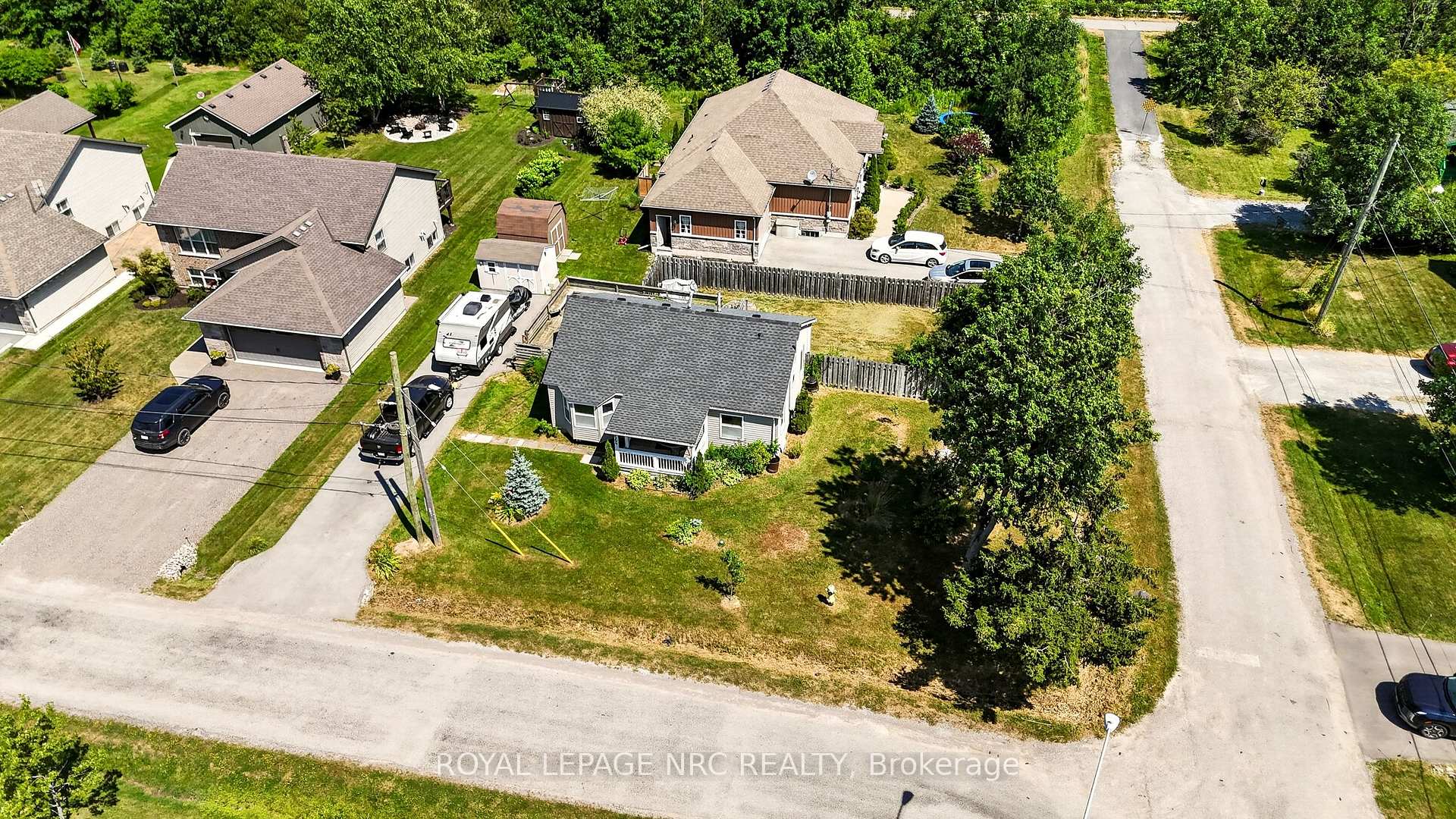 2964 Hyman Avenue, Fort Erie, ON, exterior