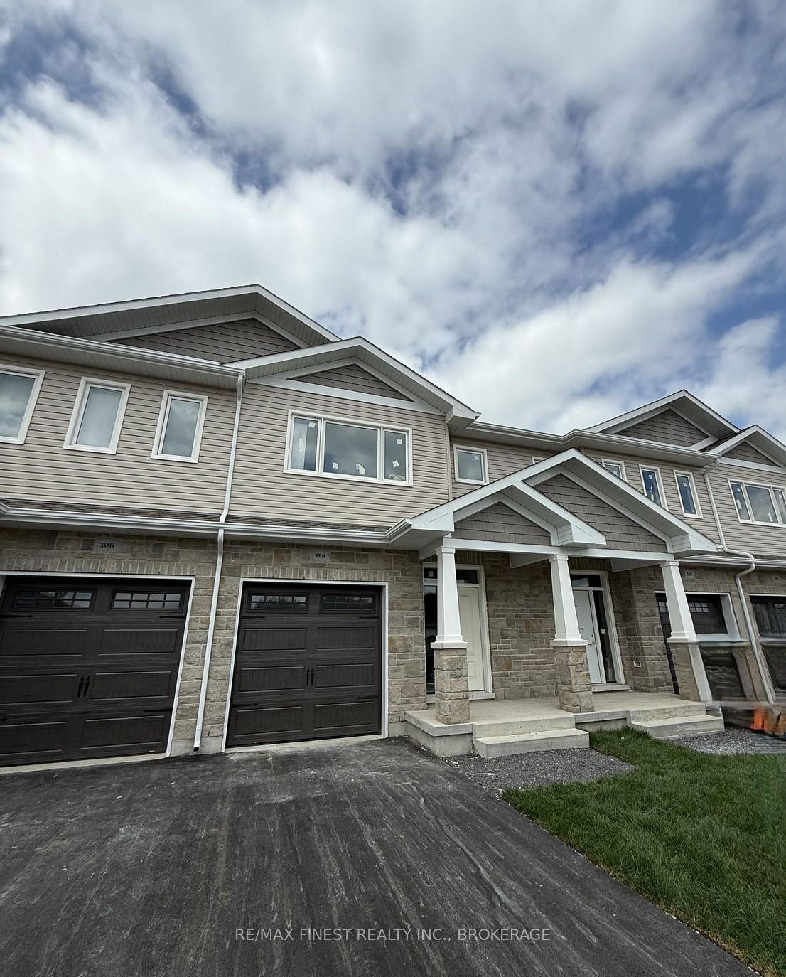 192 HERITAGE PARK Drive, Greater Napanee, ON, exterior