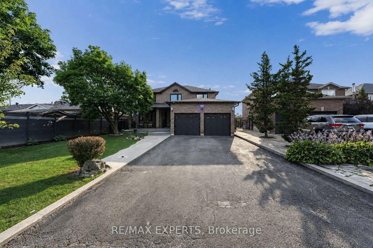 212 Bordeaux Drive, Vaughan, ON, exterior