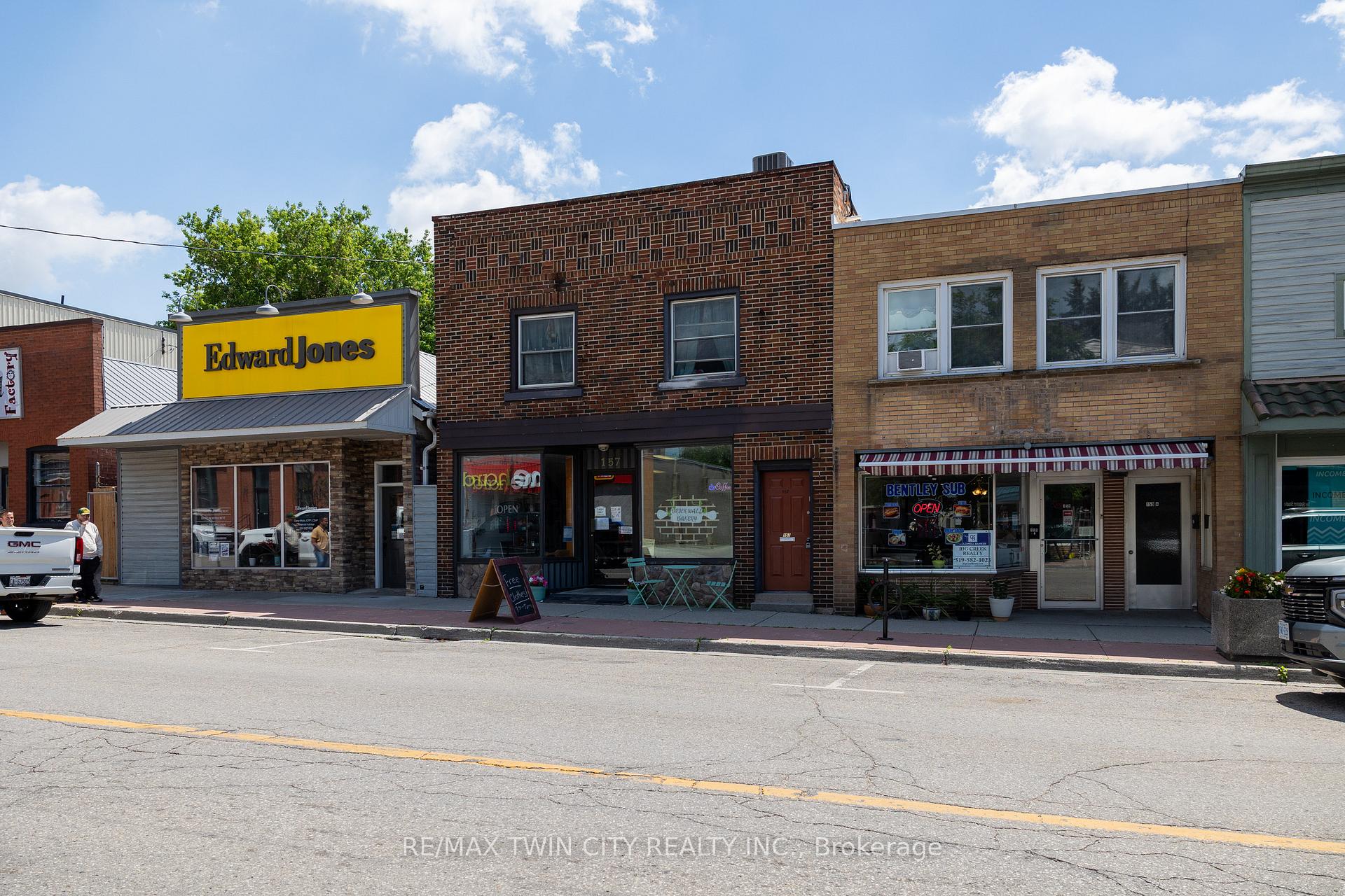 157 MAIN Street, Norfolk, ON, exterior