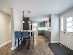 525 Dynes Road, Burlington, ON, exterior