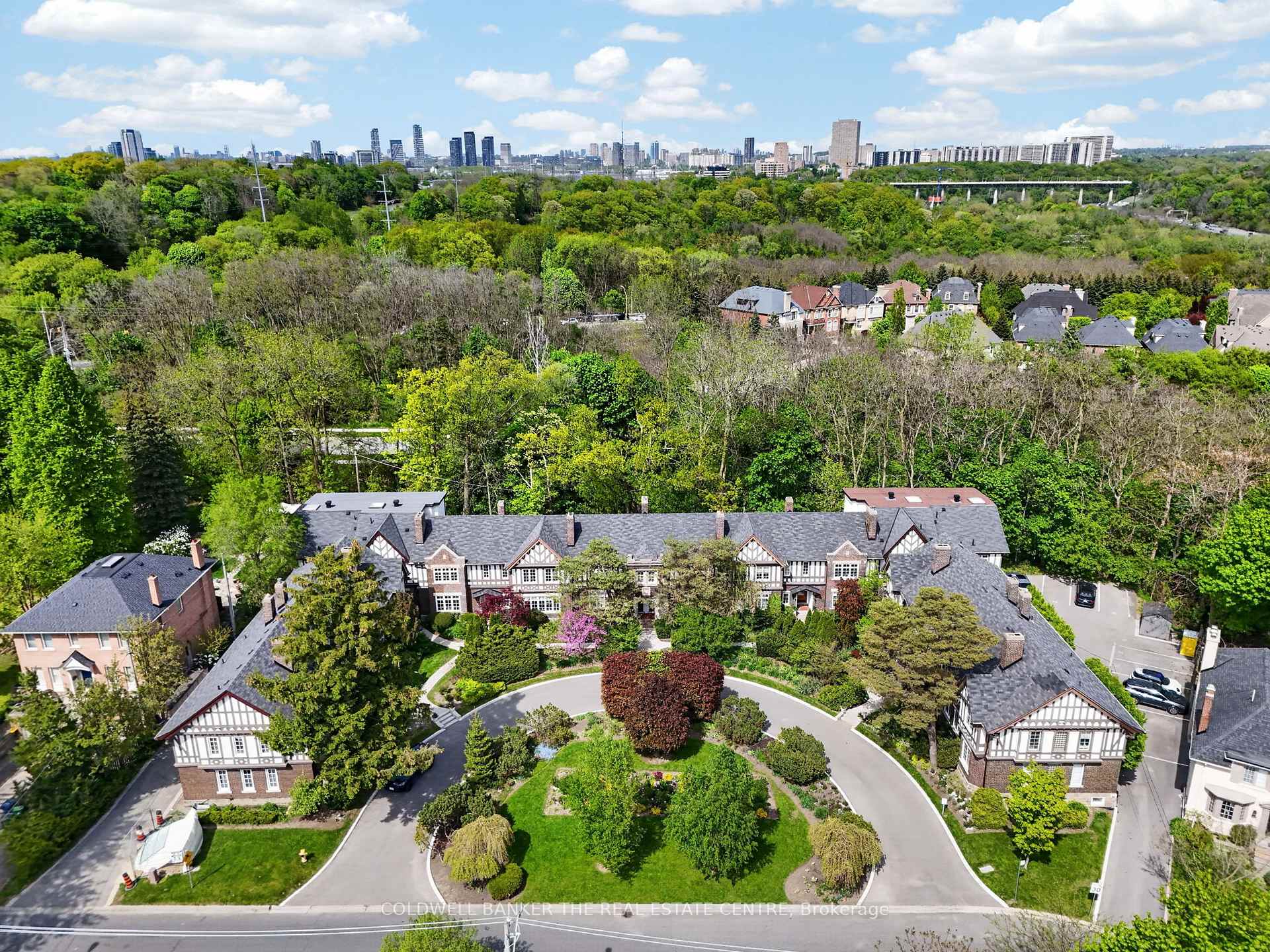B - 93B Douglas Crescent, Toronto C11, ON, exterior
