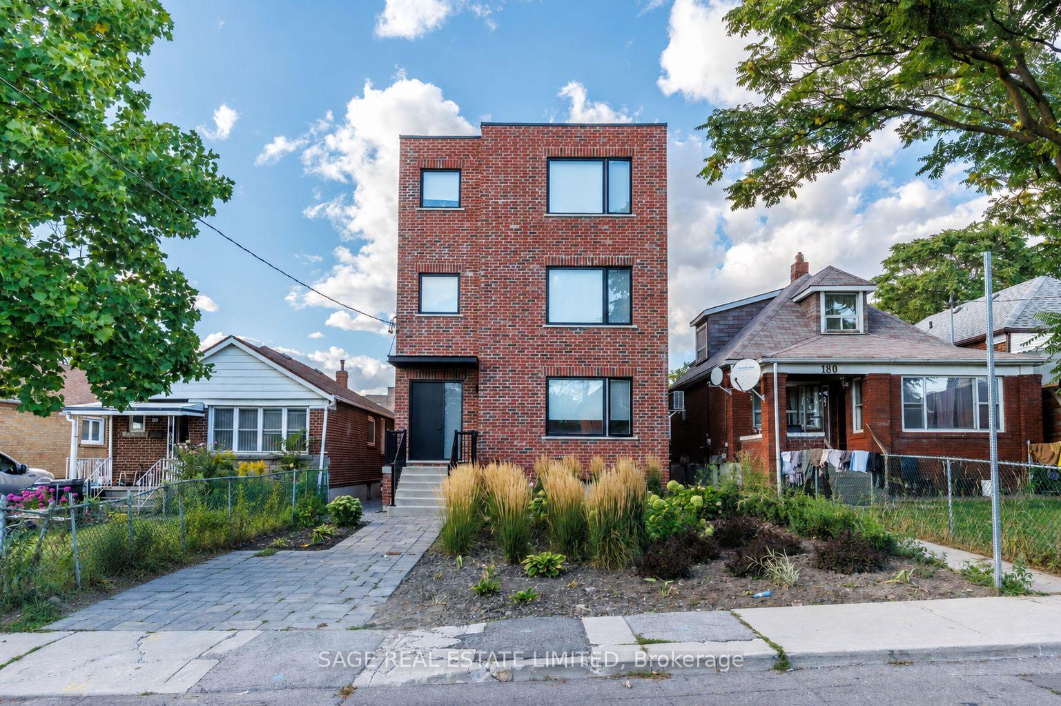 Lower - 182 Cameron Avenue, Toronto W03, ON, exterior
