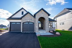546 ALGONQUIN Trail, Georgian Bluffs, ON, exterior
