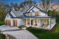 10195 Red Pine Road, Lambton Shores, ON, exterior