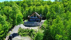 122 Millionaires Walk, Hastings Highlands, ON, exterior