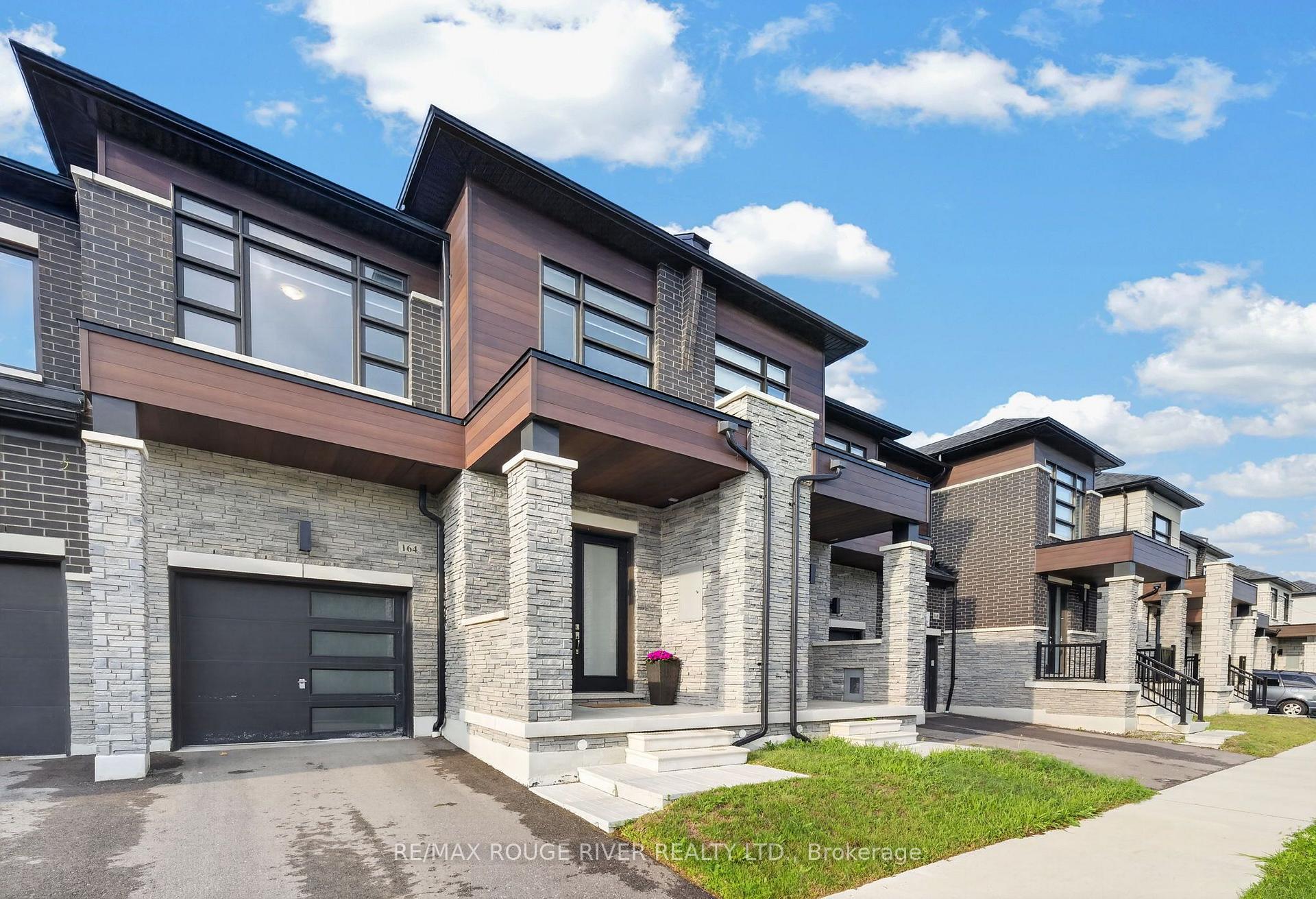 164 Ogston Crescent, Whitby, ON, exterior