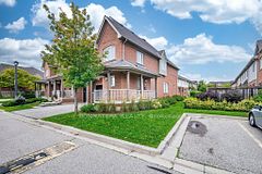 59 - 5255 Palmetto Place, Mississauga, ON, exterior