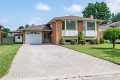 7 Harrow Court, London South, ON, exterior