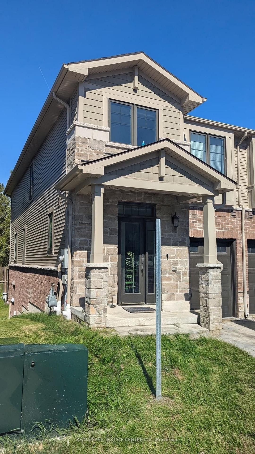 49 - 100 Hollywood Court, Cambridge, ON, exterior