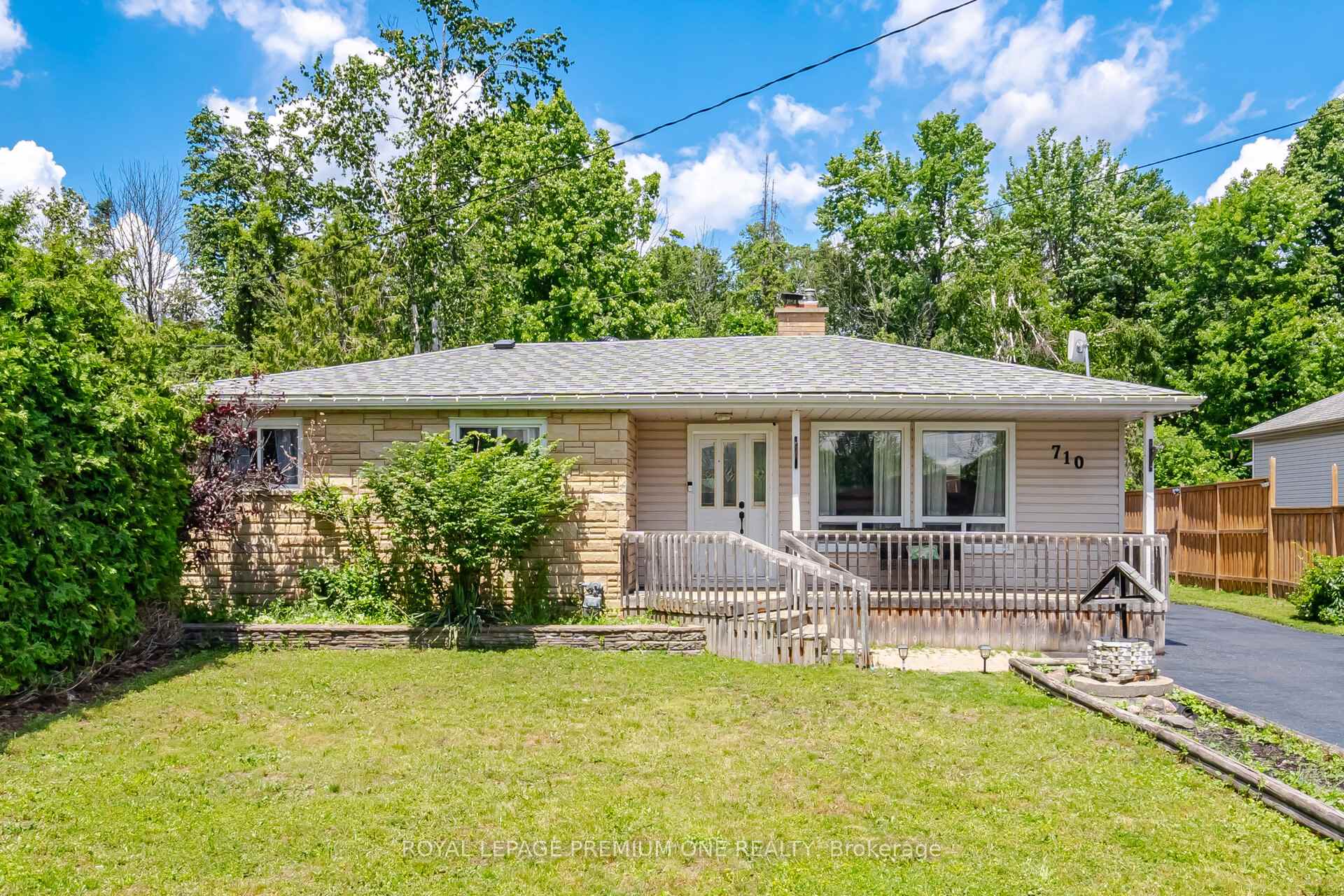 710 Rose Lane, Innisfil, ON, exterior