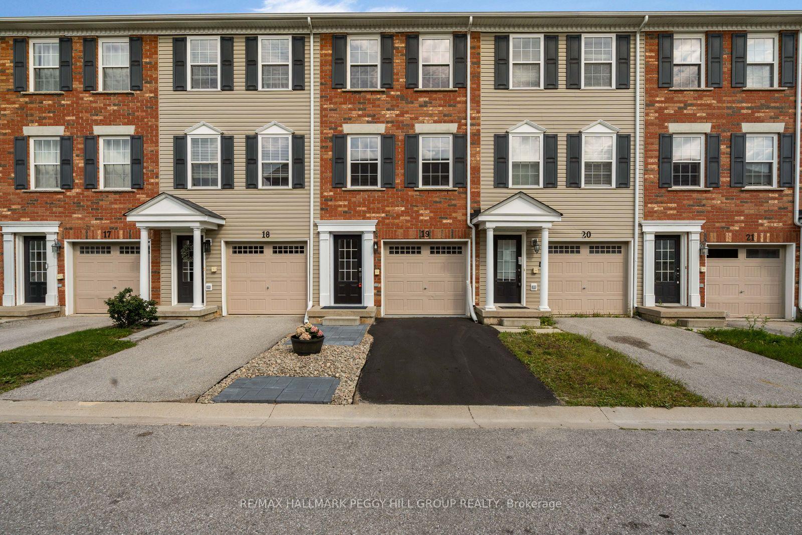 19 - 91 Coughlin Road, Barrie, ON, exterior