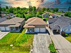 796 Rockaway Road, Georgina, ON, exterior