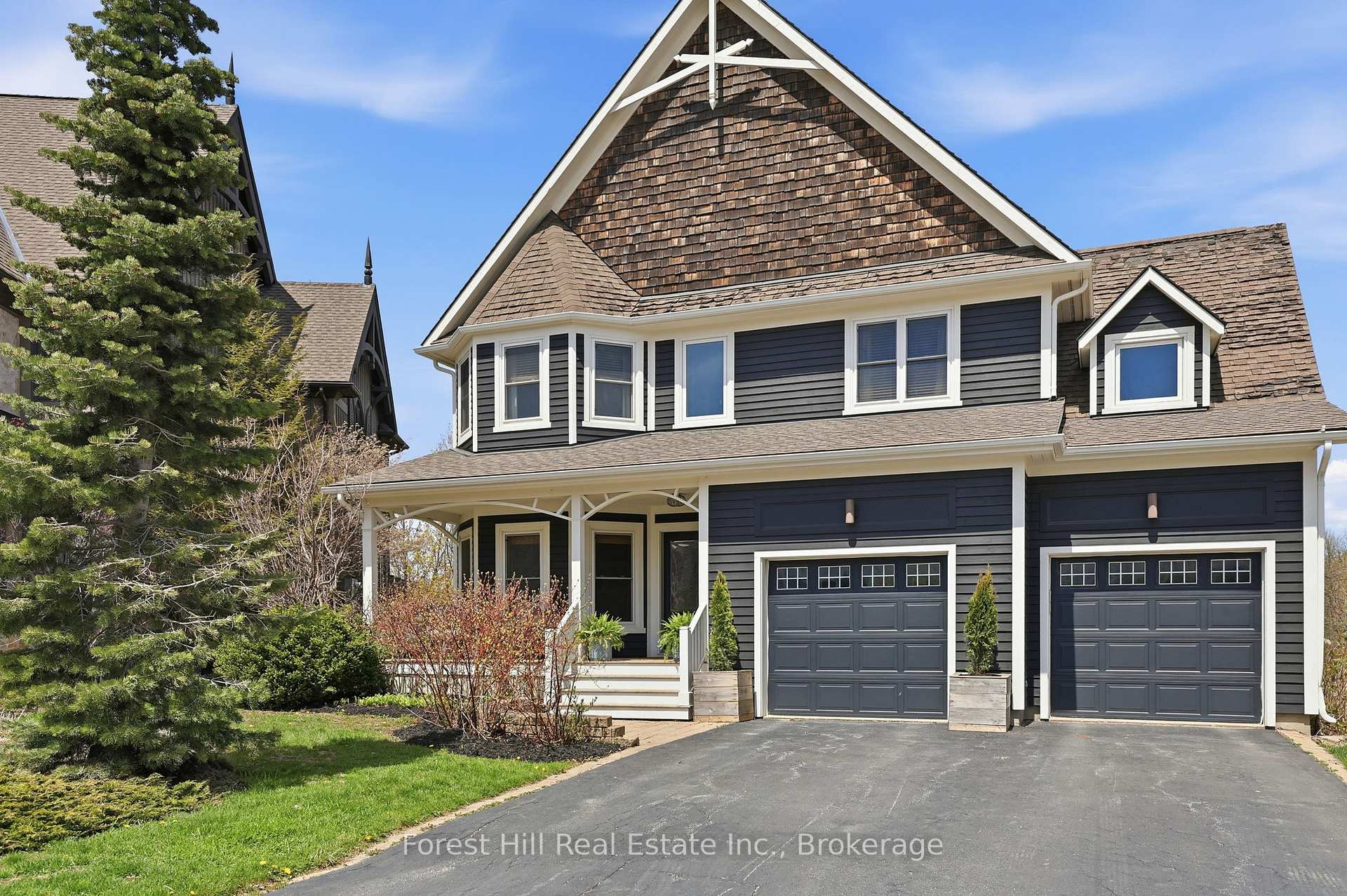156 Snowbridge Way, Blue Mountains, ON, exterior