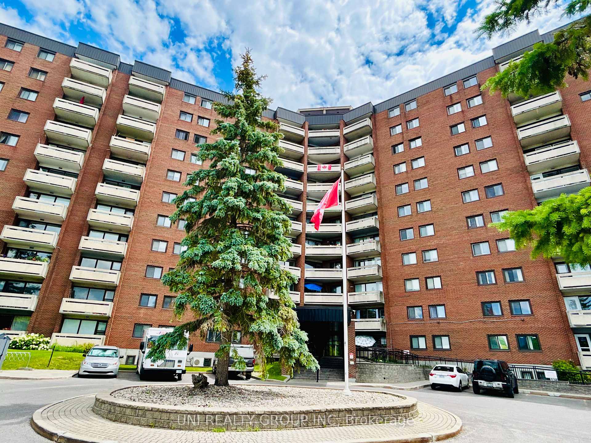 417 - 3100 CARLING Avenue, Crystal Bay - Rocky Point - Bayshore, ON, exterior