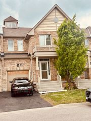 8 Beechener Street, Georgina, ON, exterior