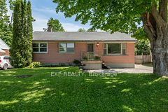 93 North Street W, Orillia, ON, exterior