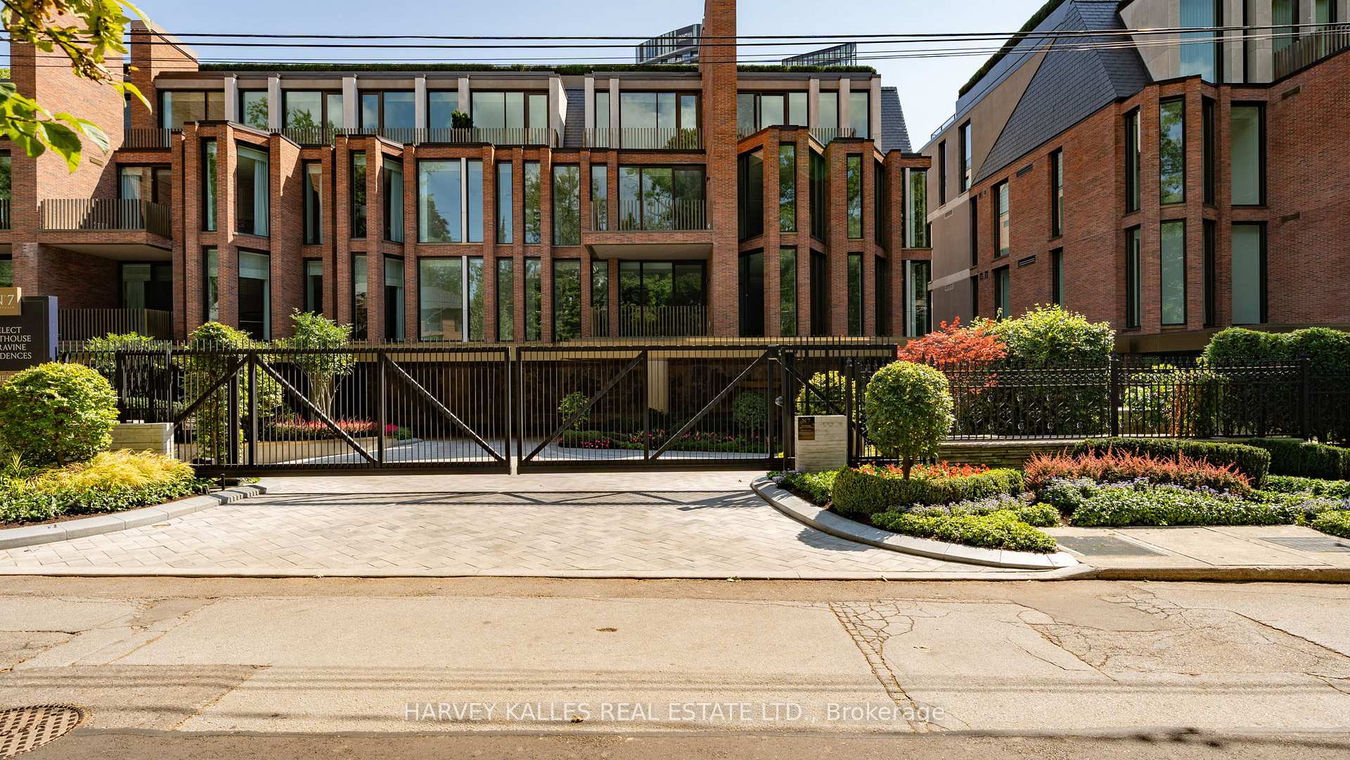 104 - 7 Dale Avenue, Toronto C09, ON, exterior