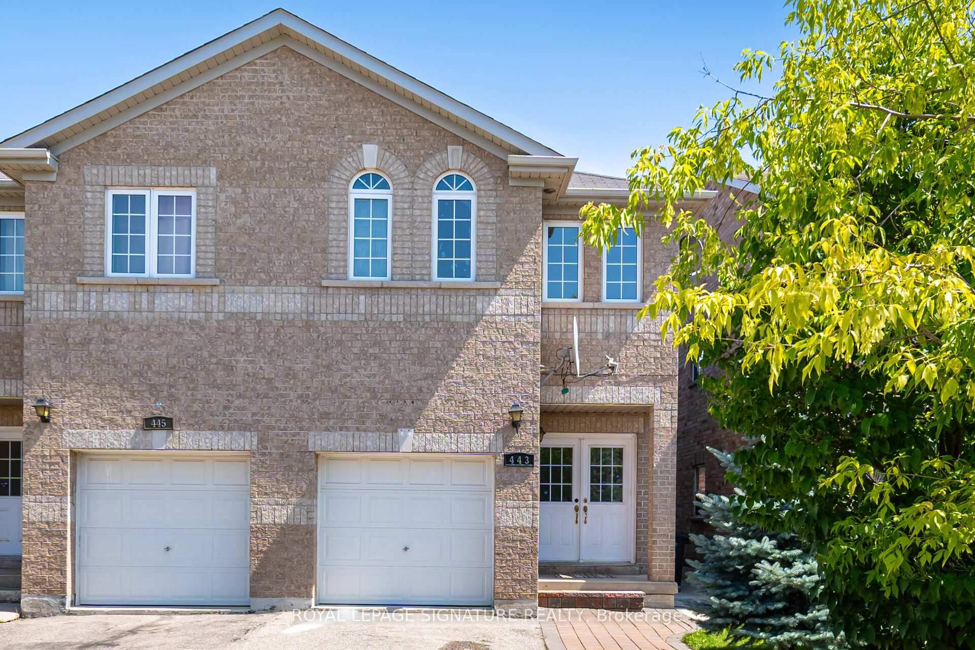 443 Comiskey Crescent, Mississauga, ON, exterior