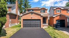 4 Lawnview Court, Brampton, ON, exterior