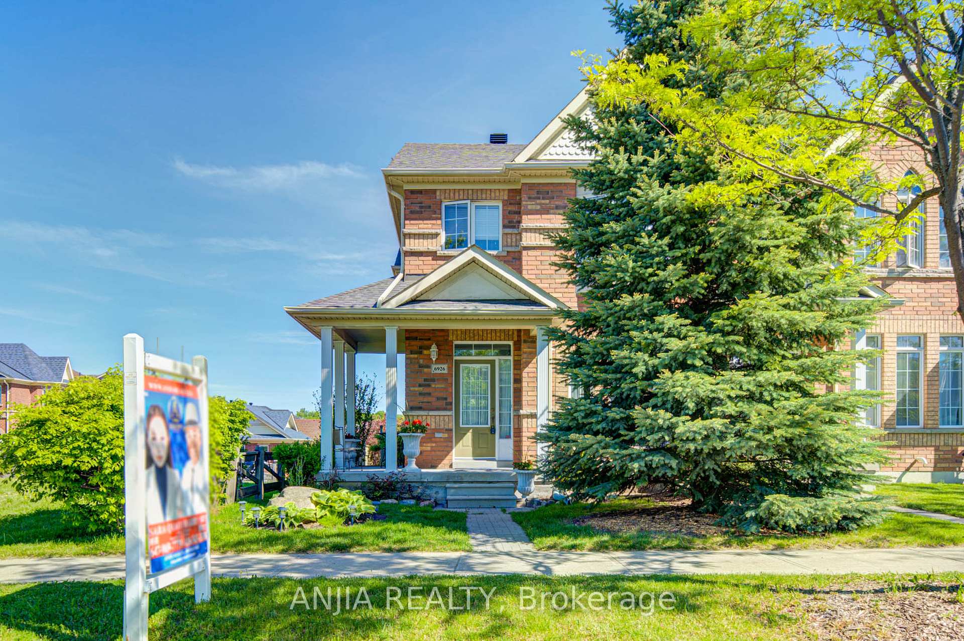 6926 14th Avenue, Markham, ON, exterior
