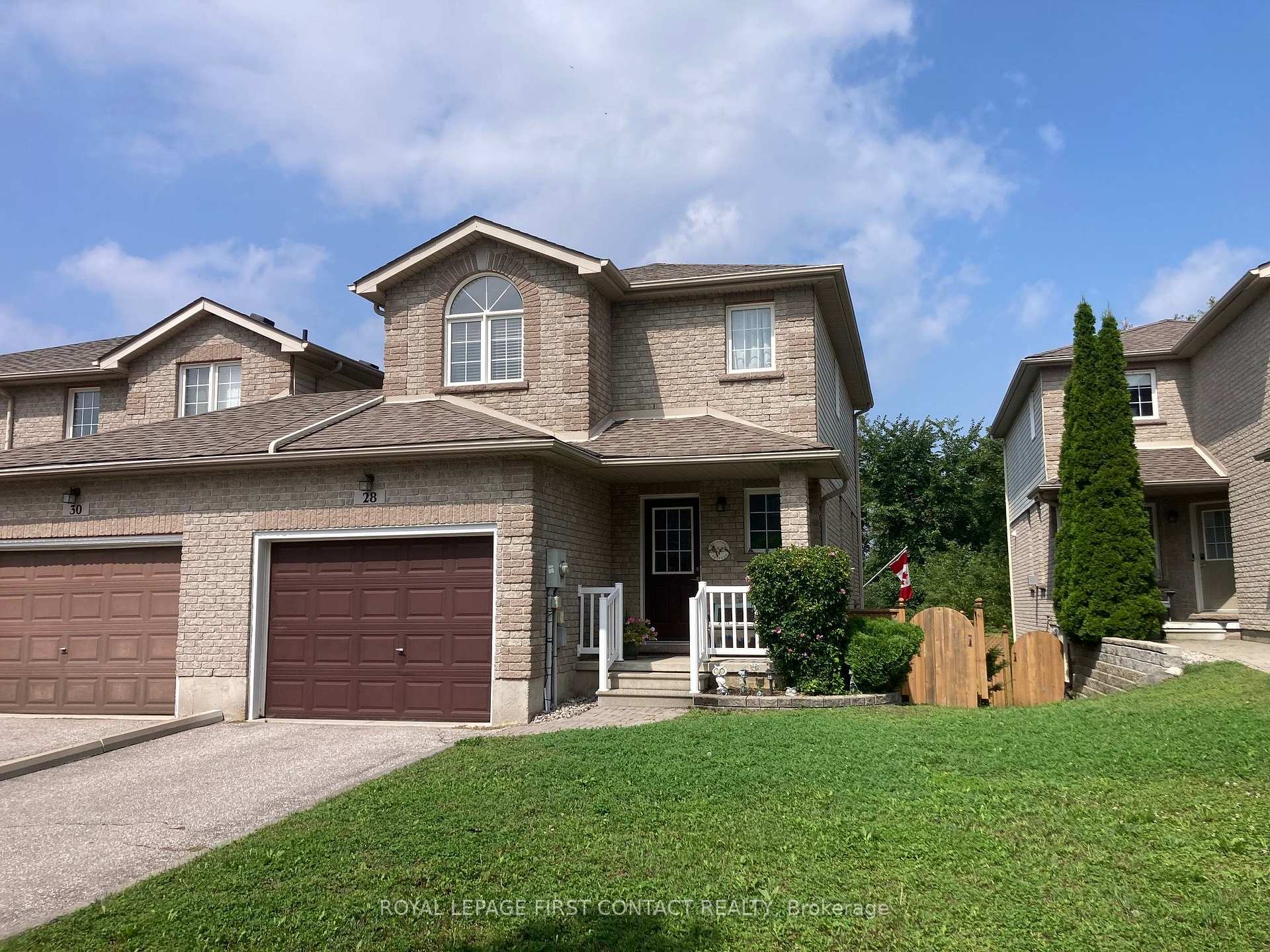 28 Pass Court, Barrie, ON, exterior
