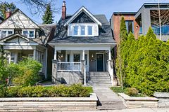 6 Jean Street, Toronto C09, ON, exterior