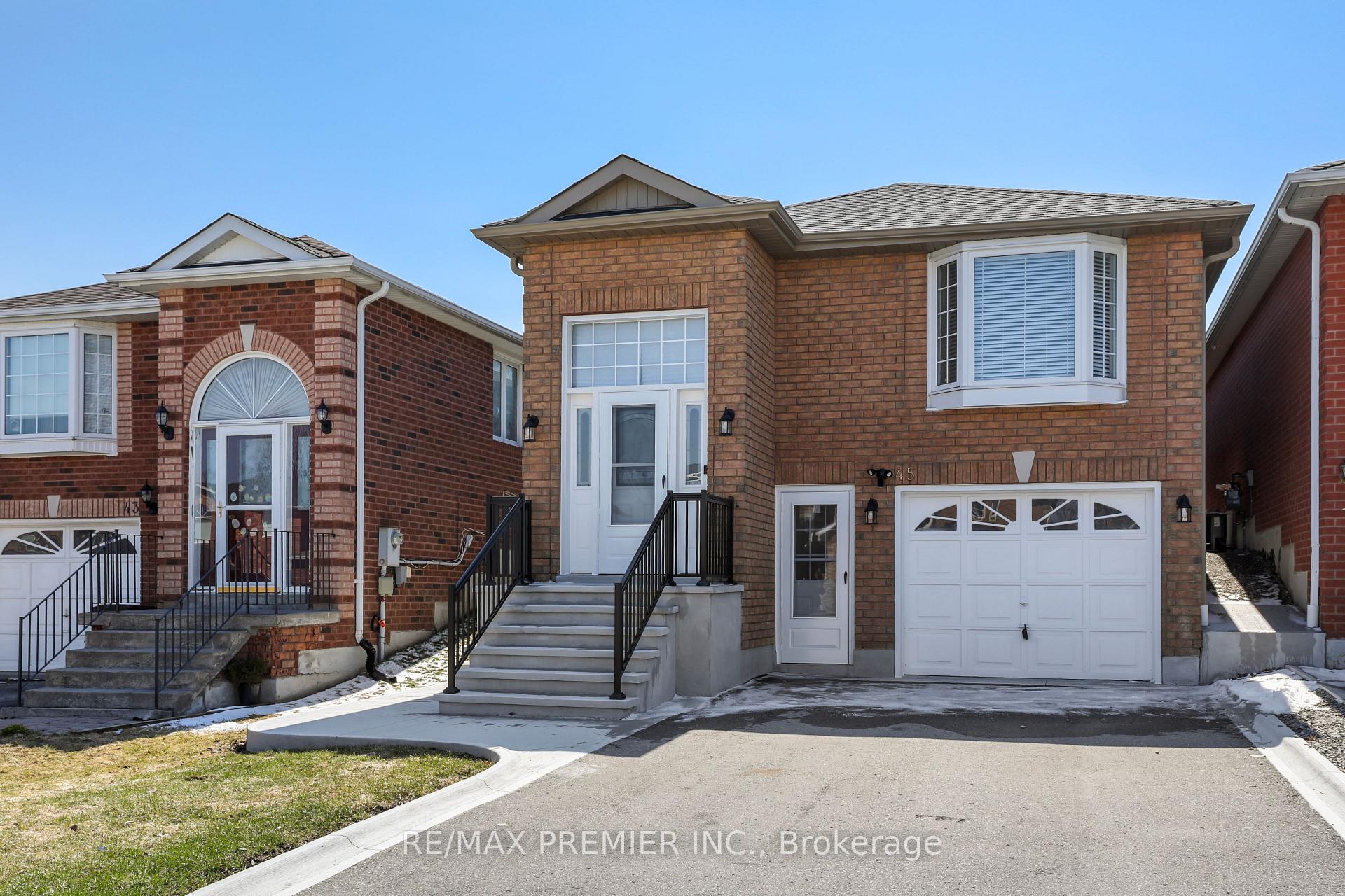 45 Roughley Street, Bradford West Gwillimbury, ON, exterior