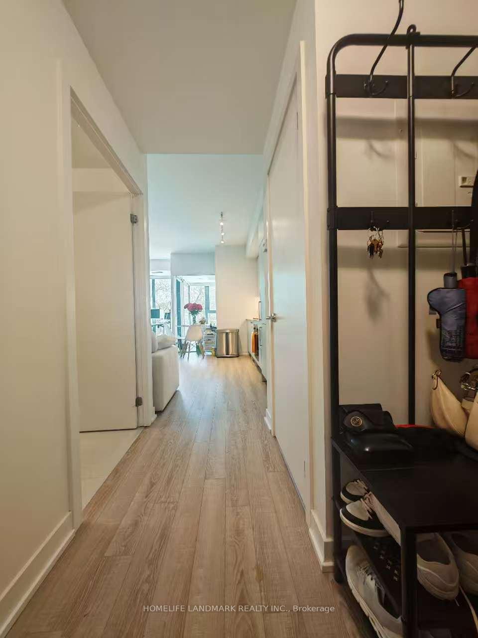 310 - 250 Lawrence Avenue W, Toronto C04, ON, exterior