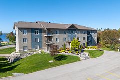 104 - 94 Francis Street W, Kawartha Lakes, ON, exterior