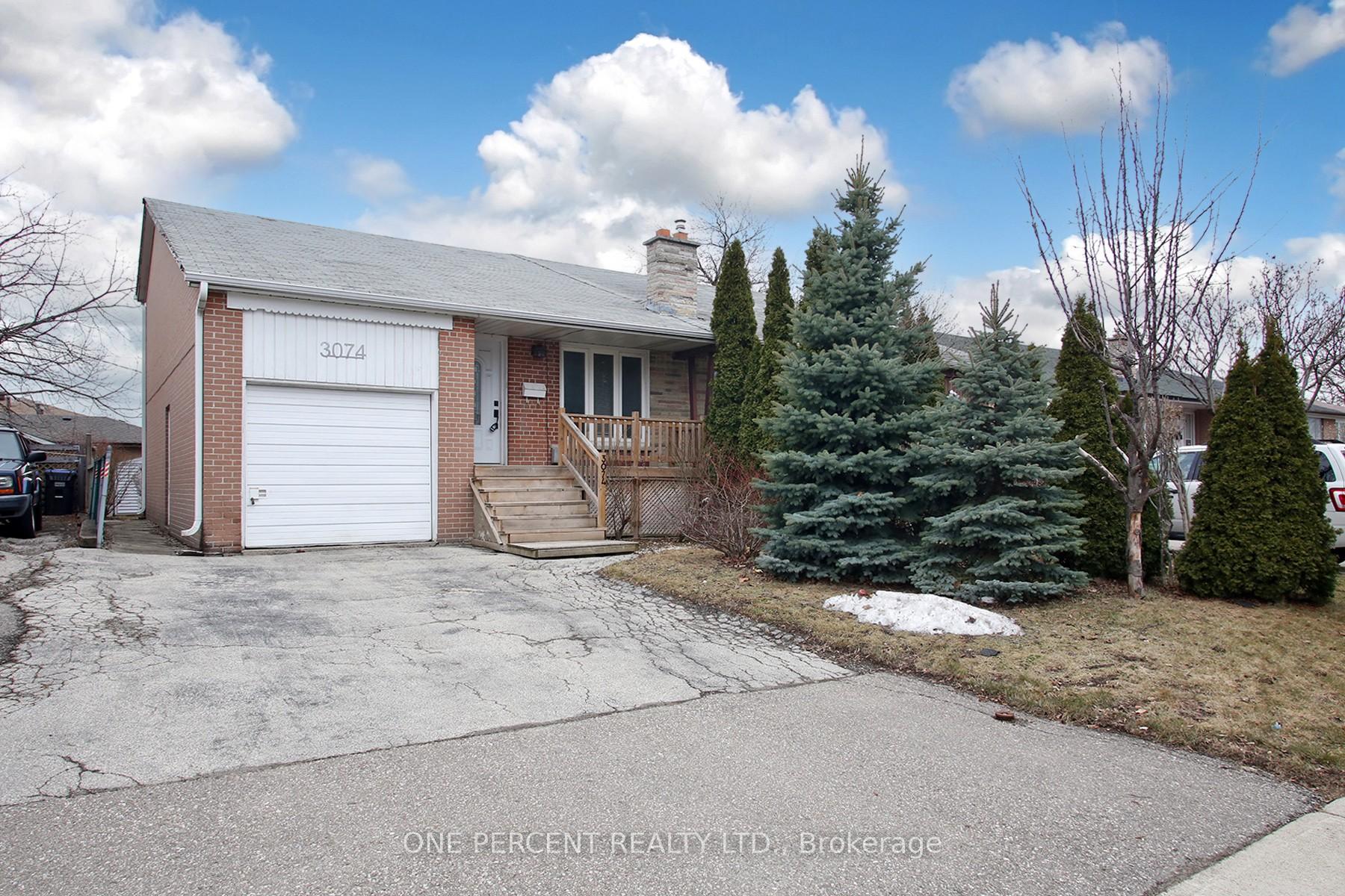 3074 Merritt Avenue, Mississauga, ON, exterior