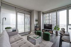 2503 - 426 University Avenue, Toronto C01, ON, exterior