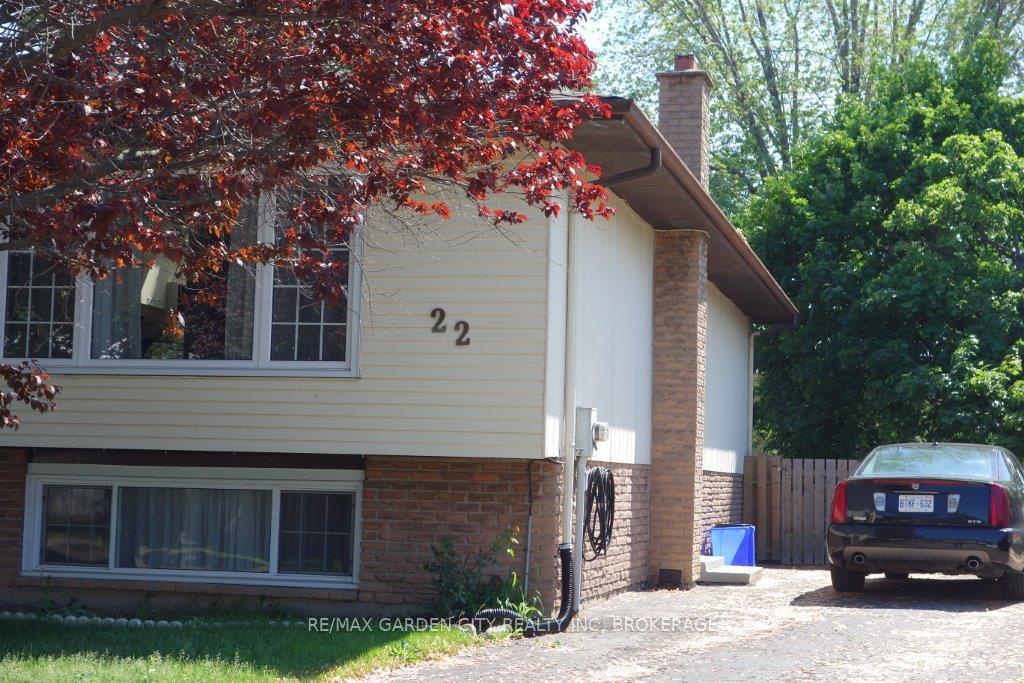 1 - 22 Bula Drive, St. Catharines, ON, exterior