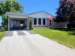 551 15th Avenue, Hanover, ON, exterior