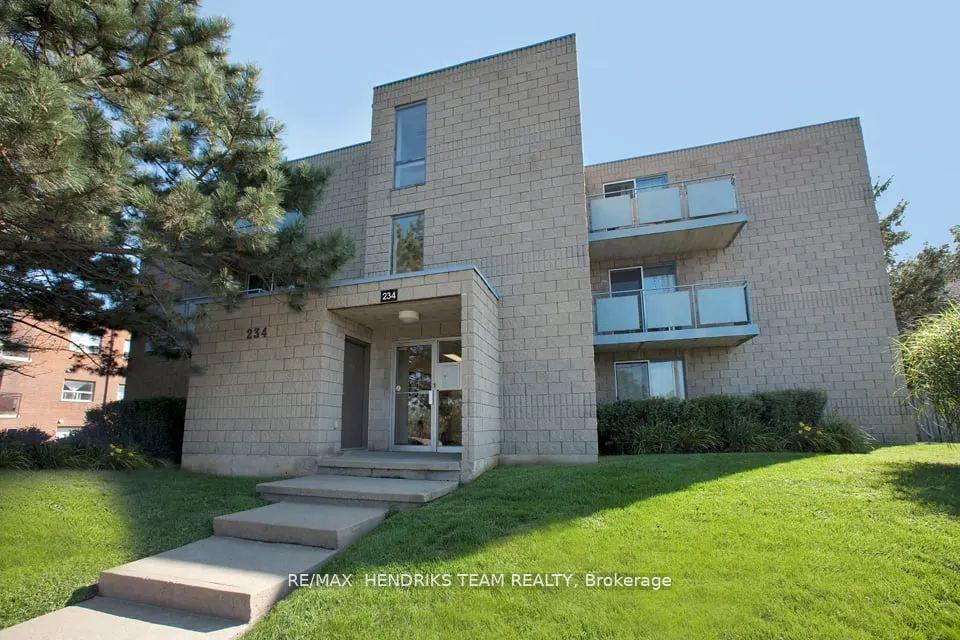 202 - 234 Oakdale Avenue, St. Catharines, ON, exterior