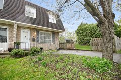 9 ARDSLEY Road, London North, ON, exterior