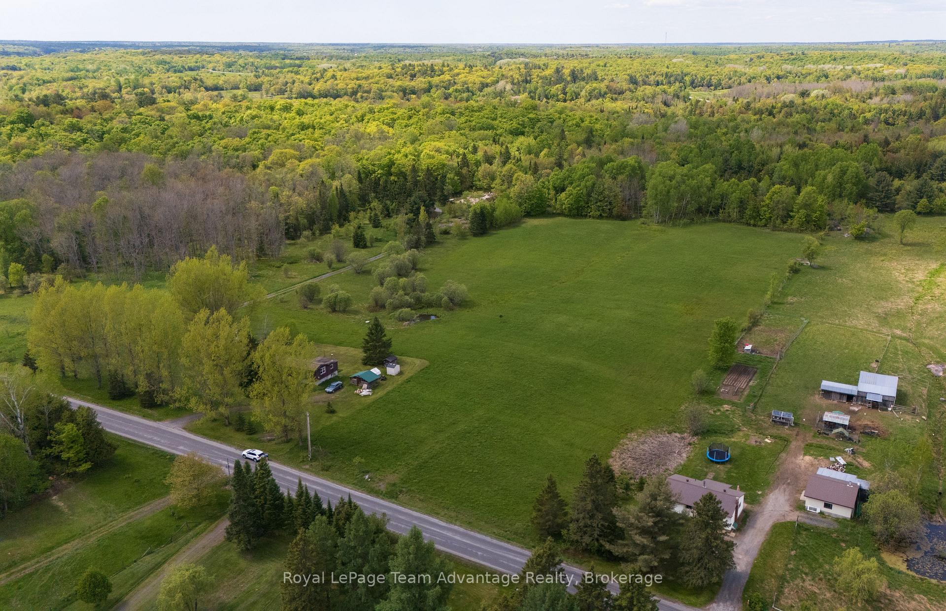 13 Lakeside Drive, McKellar, ON, exterior