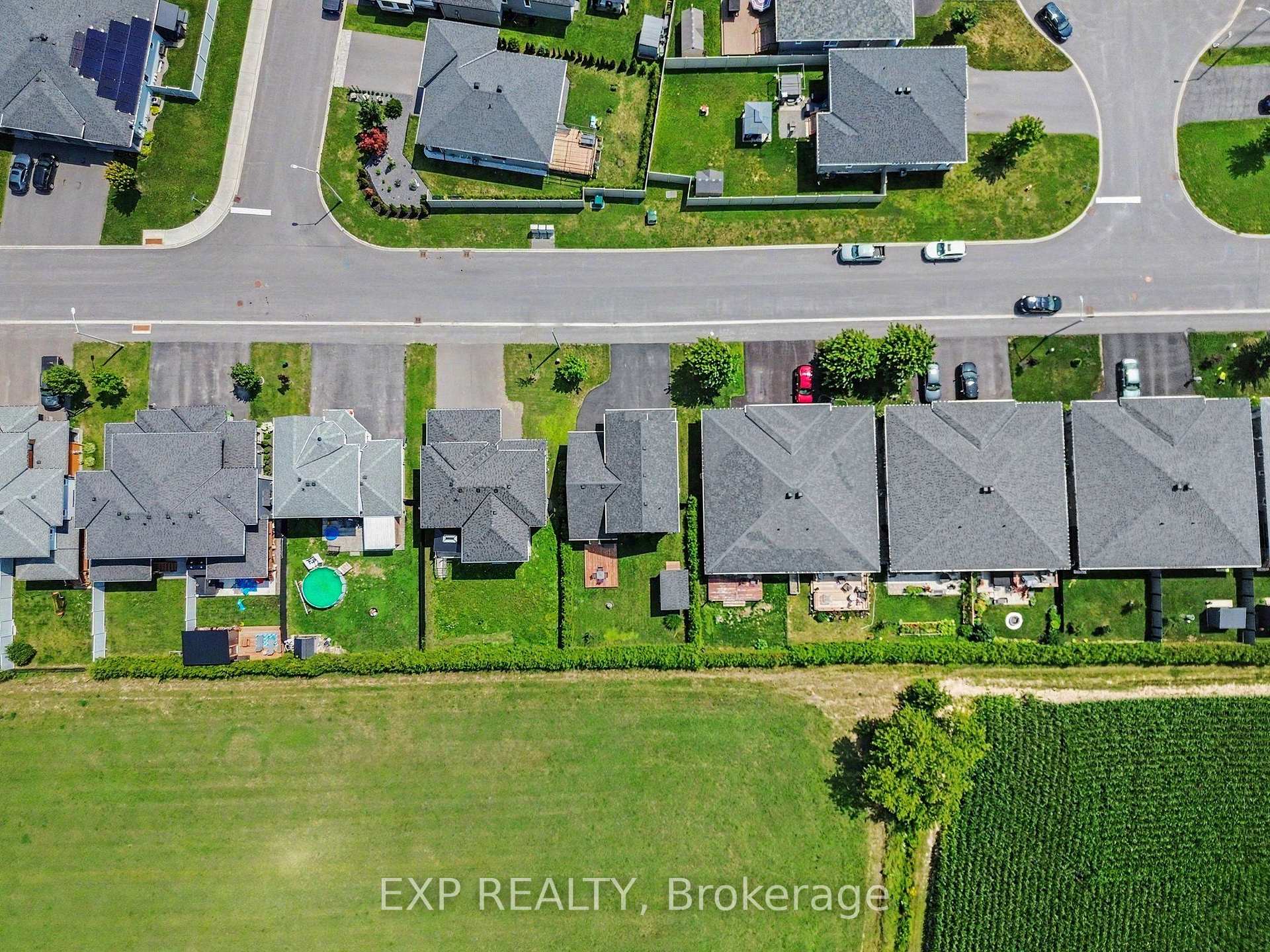 306 Moisson Street, Russell, ON, exterior