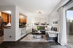 31 - 31 Orange Mill Court, Orangeville, ON, exterior