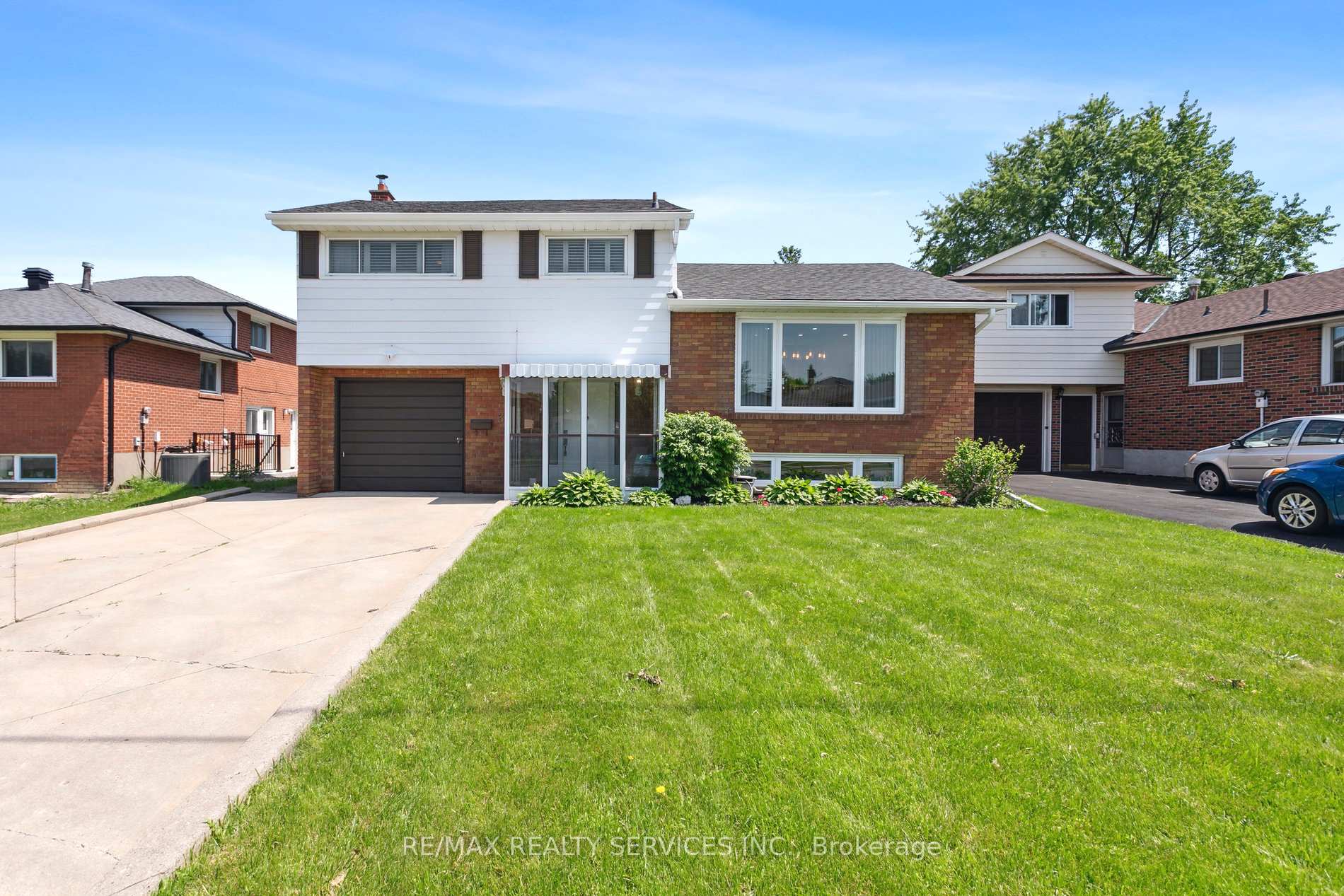 35 Jersey Avenue, Brampton, ON, exterior