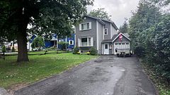 98 Elizabeth Street, Barrie, ON, exterior