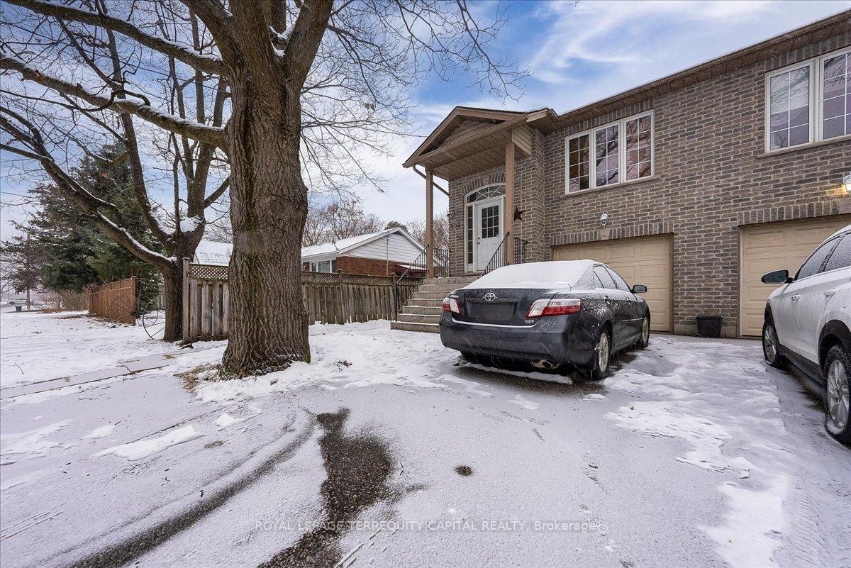 102 Henry Street, Barrie, ON, exterior