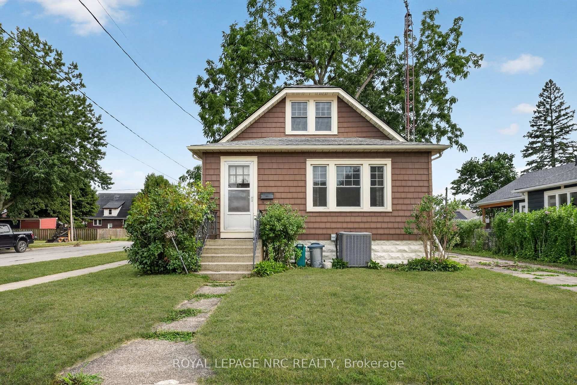 301 Dufferin Street, Fort Erie, ON, exterior