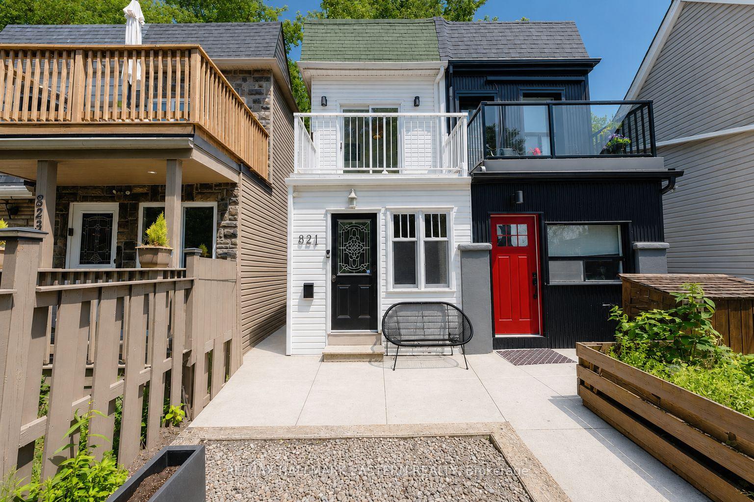 821 Craven Road, Toronto E01, ON, exterior