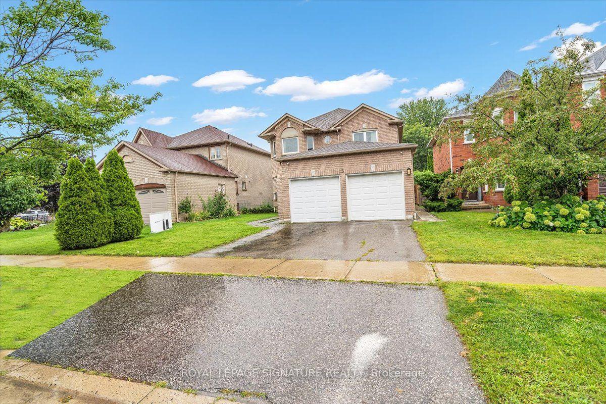 3 Griffen Place, Whitby, ON, exterior