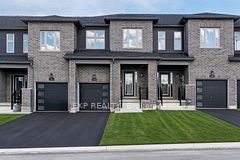 10 McAush Street, Barrie, ON, exterior