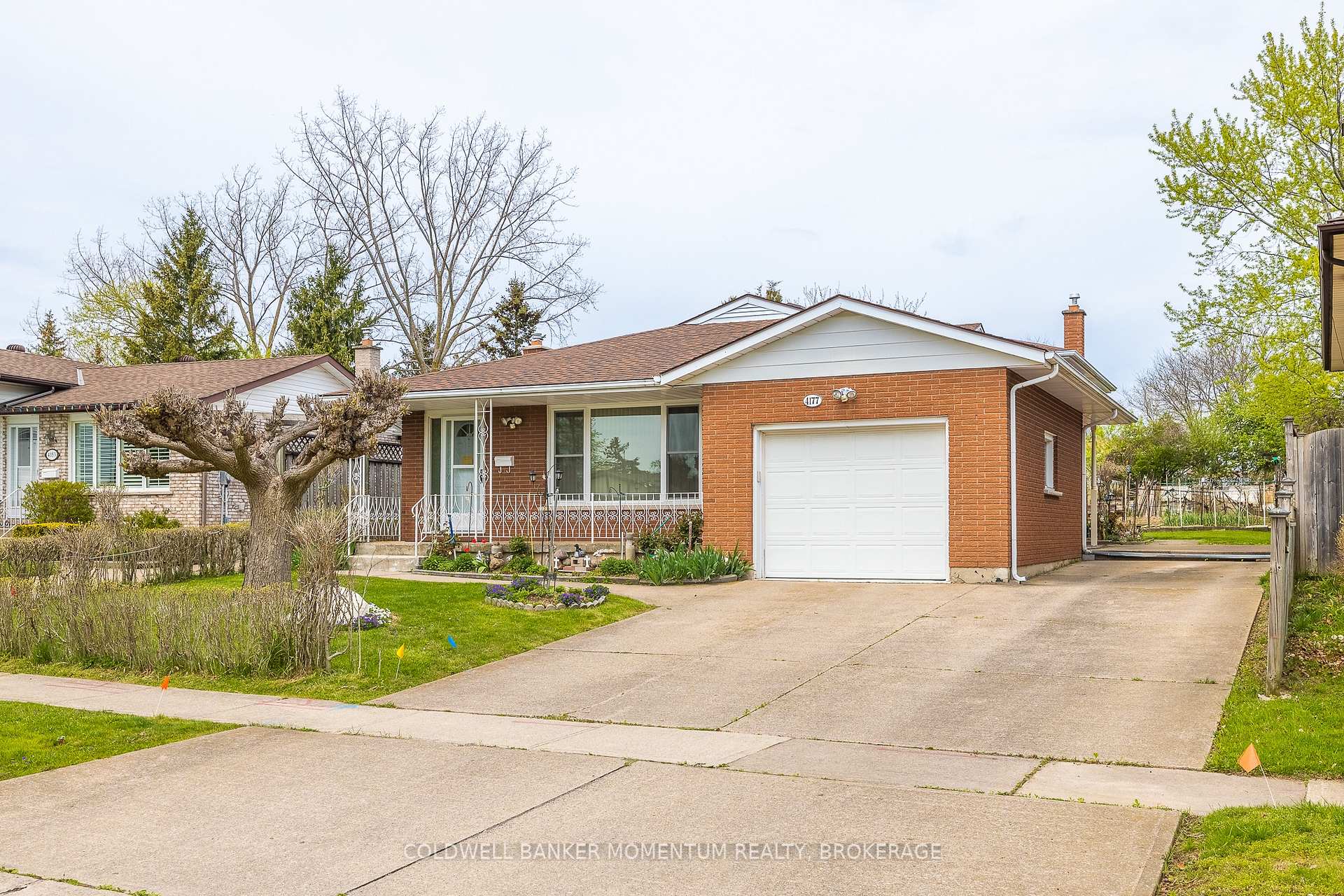 4177 BROOKDALE Drive, Niagara Falls, ON, exterior