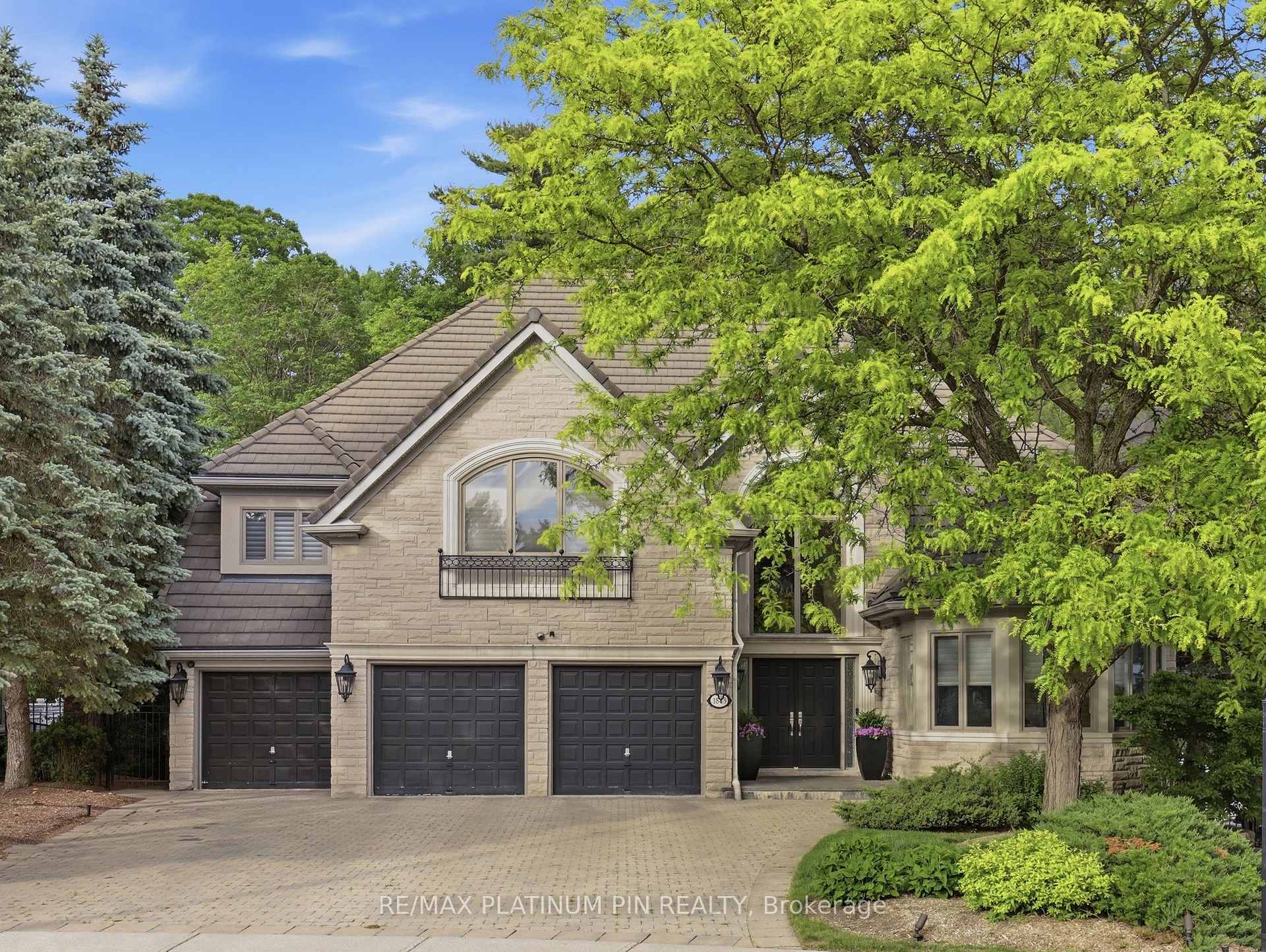 1843 O'Neil Court, Mississauga, ON, exterior